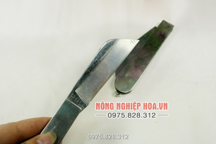 Lưỡi dao sắc bén có thể gấp gọn lại Lưỡi dao sắc bén có thể gấp gọn lại