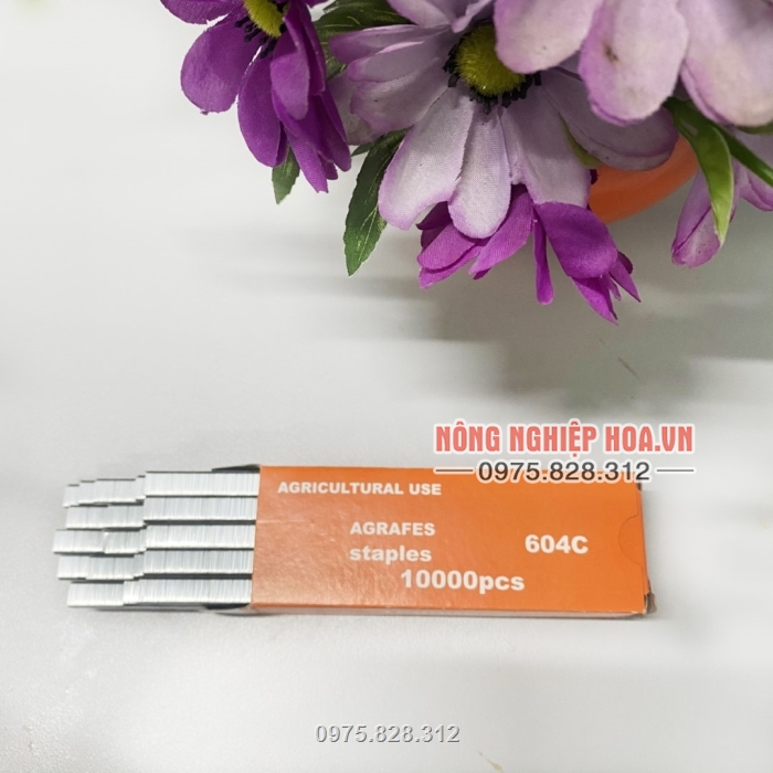 Mỗi hộp ghim sẽ bao gồm 10.000 thanh ghim Mỗi hộp ghim sẽ bao gồm 10.000 thanh ghim